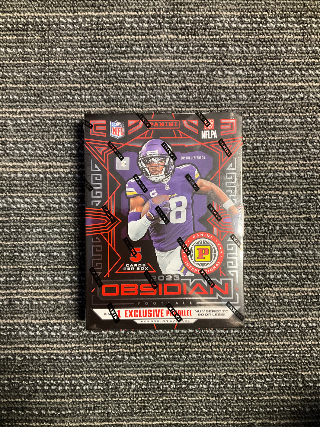 2023 Obsidian Football International Hobby Box
